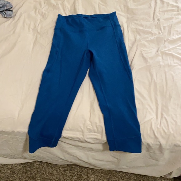 Lulu lemon leggings - Picture 2 of 3